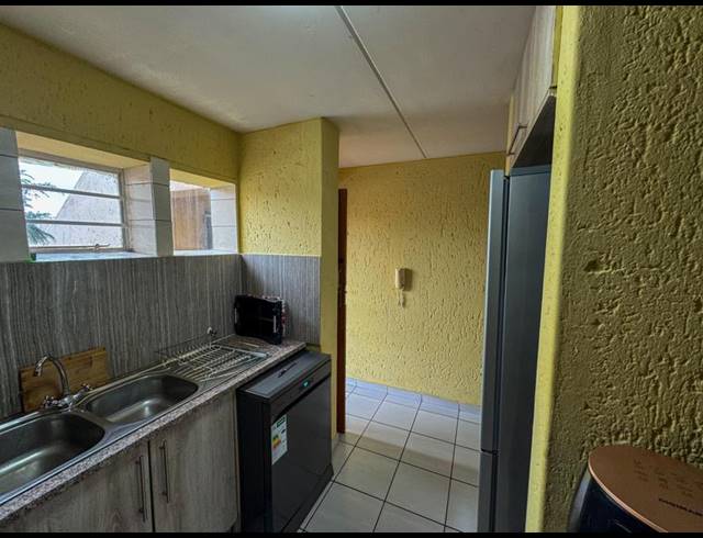 2 BEDROOM APARTMENT FOR SALE IN MONDEOR